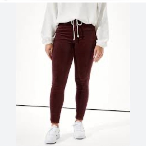 American Eagle Outfitters Pants - American Eagle Burgundy skinny corduroy pants size 6